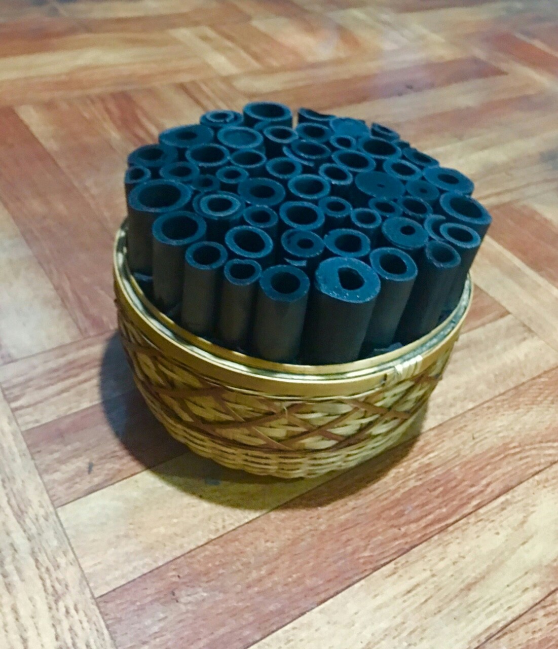 GIỎ THAN TRE HOẠT TÍNH KHỬ MÙI, TRANG TRÍ PHONG THỦY