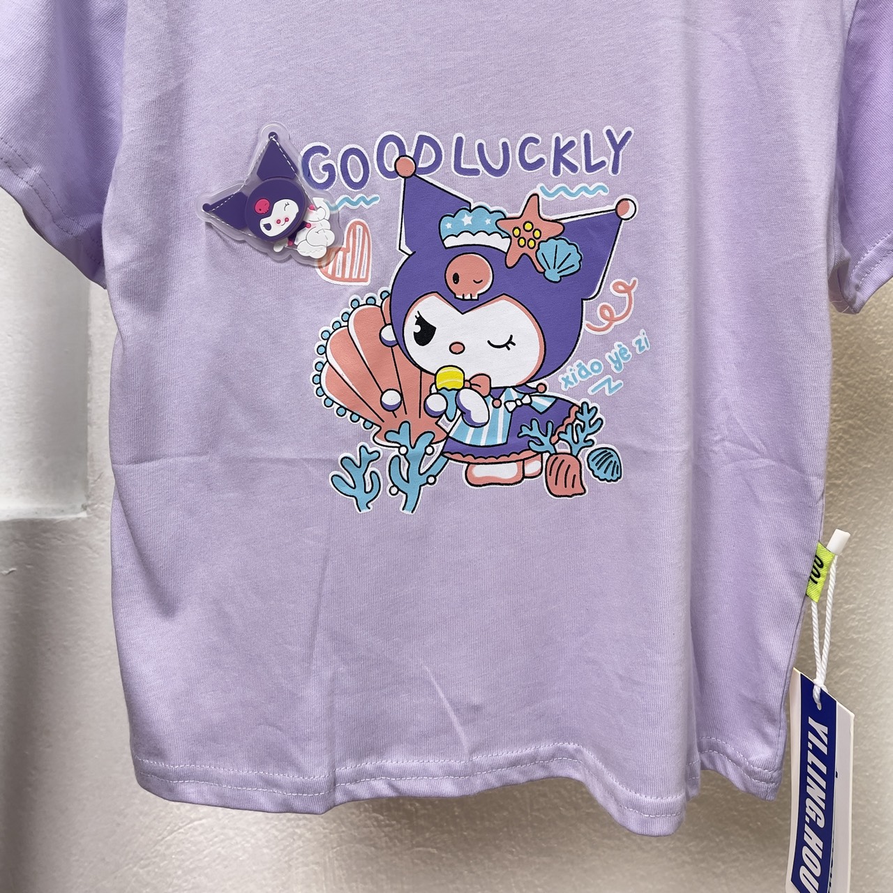 Áo thun bé gái cộc tay 3-8 tuổi hình kuromi lật cườm phát sáng vải cotton co giãn thấm hút mồ hôi kiểu dáng thời trang