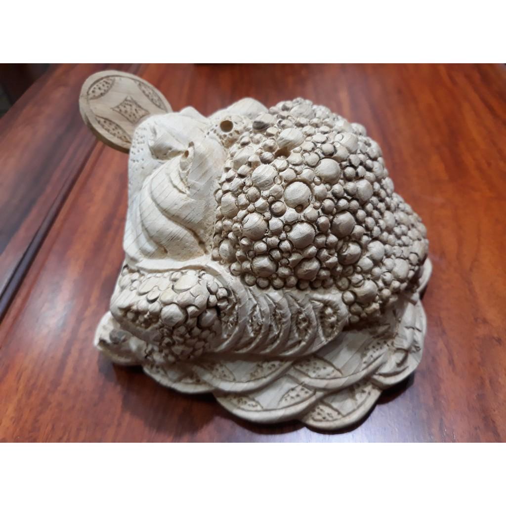 Thiềm thừ gỗ ngọc am quý hiếm thơm nức mũi