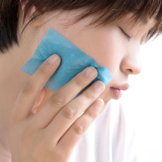 Gói 50 tờ giấy thấm dầu