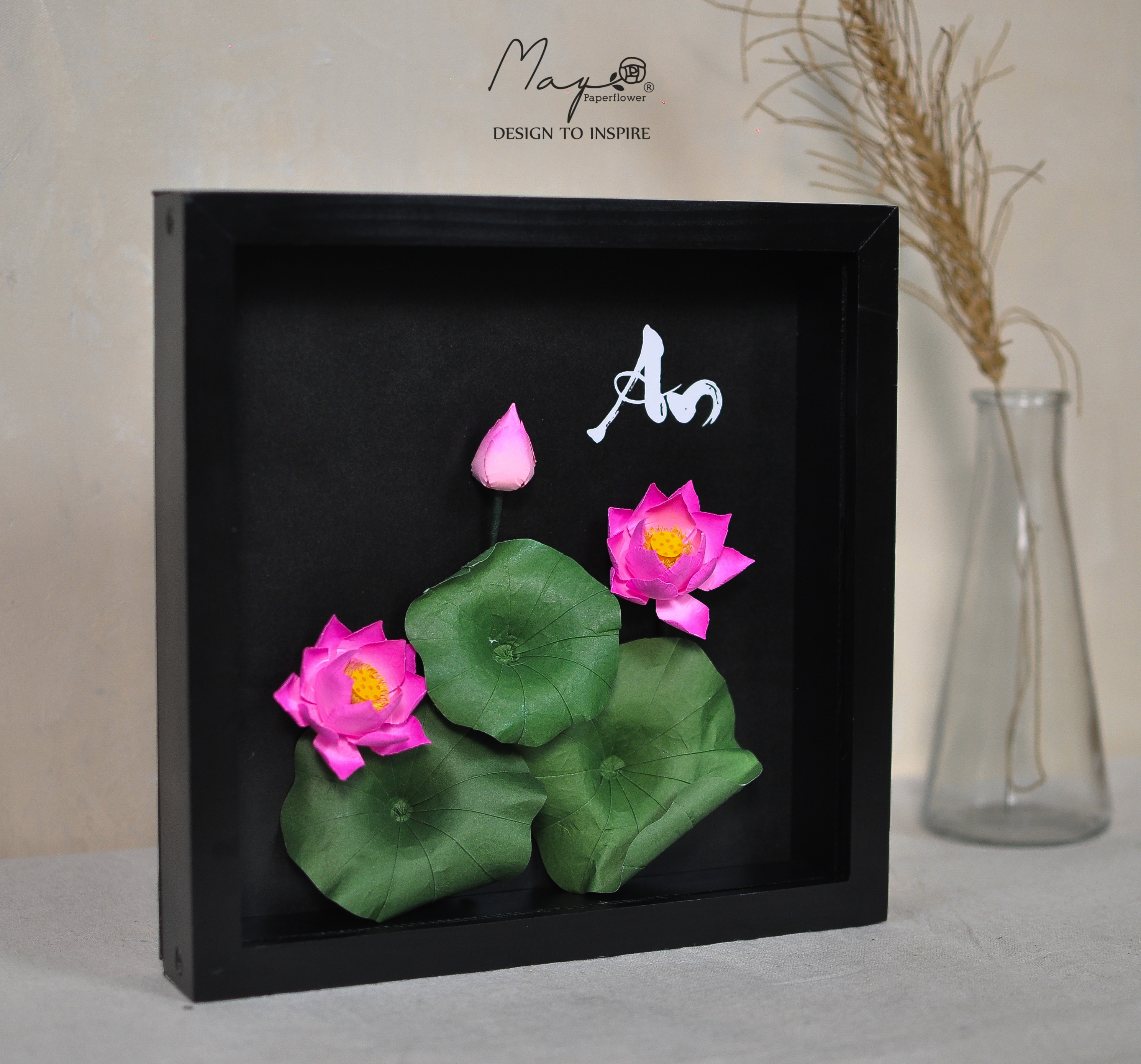 Tranh hoa giấy handmade trang trí cao cấp HOA SEN chữ  "An" 25x25 - Maypaperflower Hoa giấy nghệ thuật