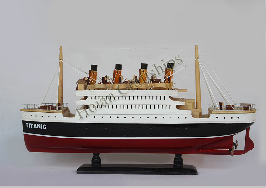 Mô hình Titanic 40cm tàu hiện đại, lắp ráp sẵn