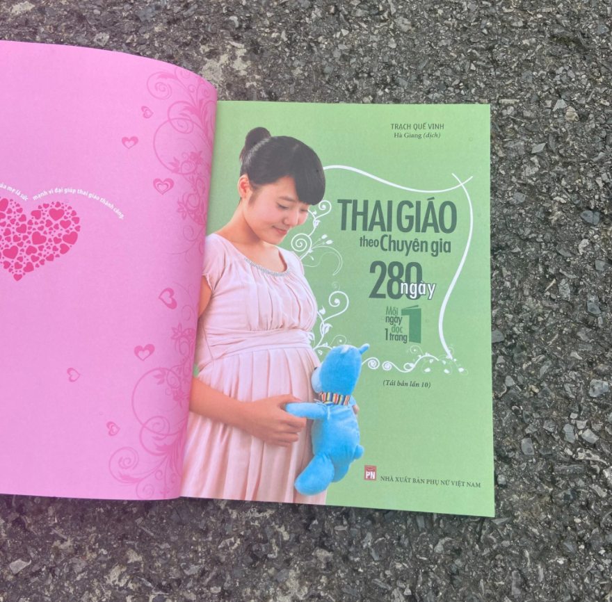 Sách - Thai Giáo Theo Chuyên Gia - 280 Ngày Mỗi Ngày Đọc Một Trang (Tái Bản 2025)