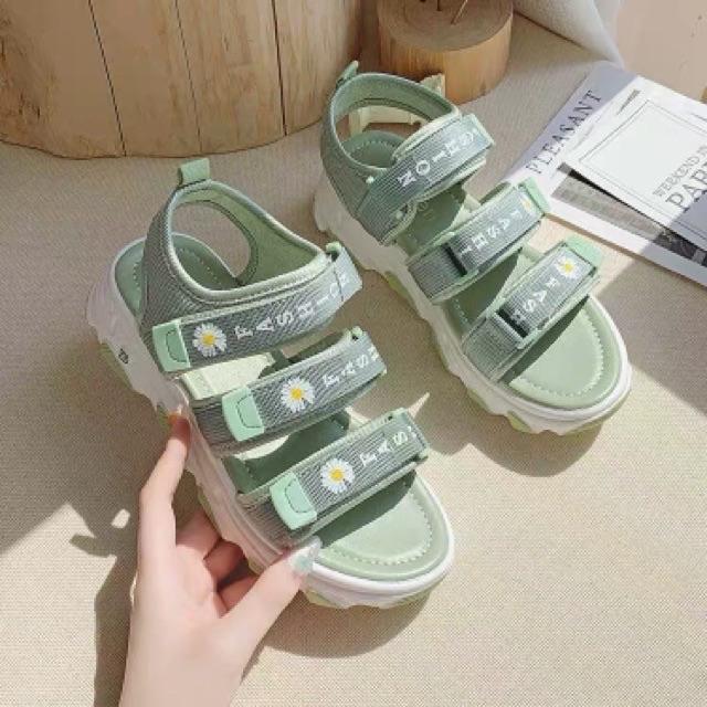 Sandal nữ siêu nhẹ chất cao su non đính bông cúc S203
