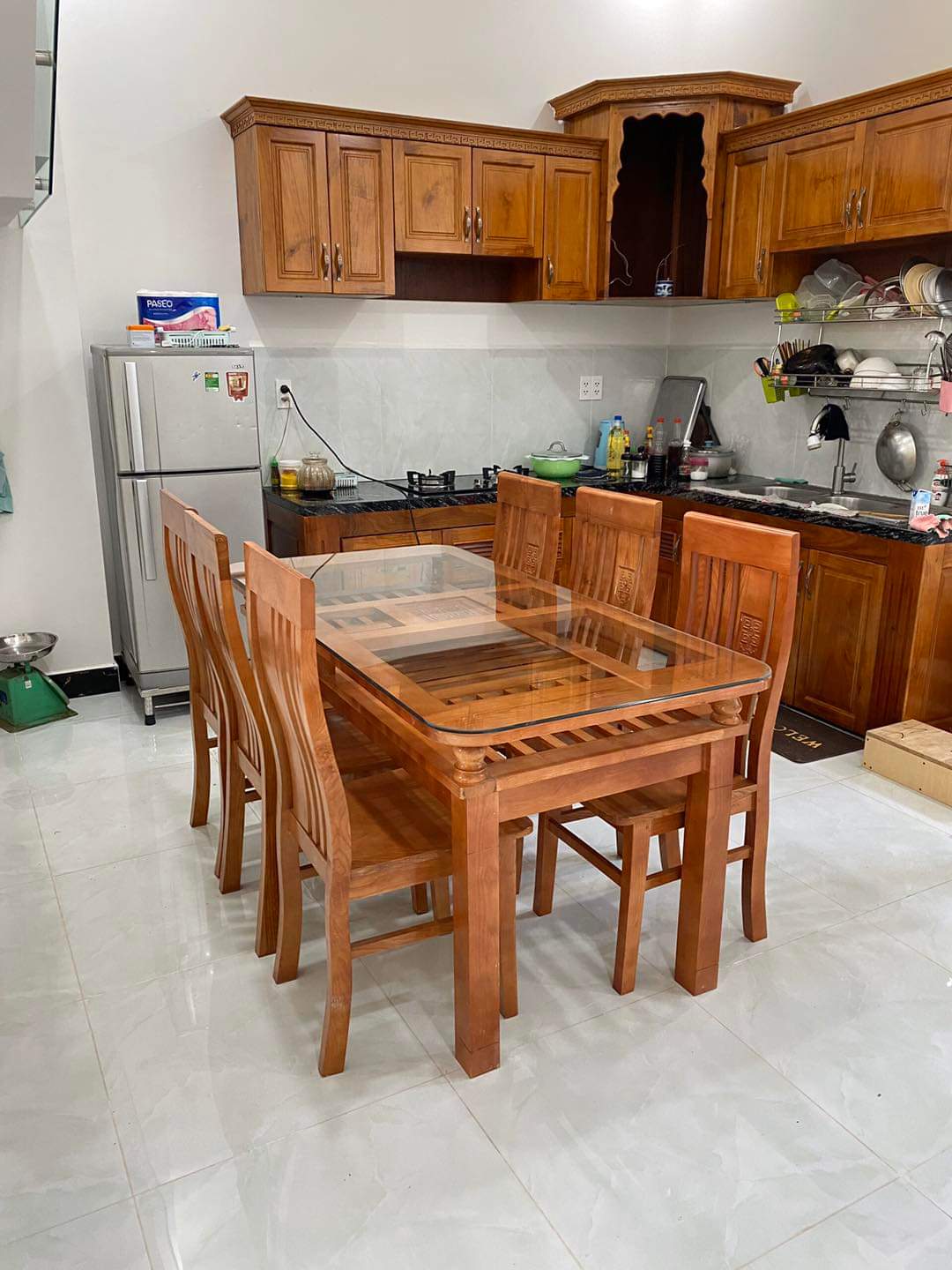 Bộ bàn ăn 2 tầng 6 ghế gỗ sồi cao cấp màu cánh dán