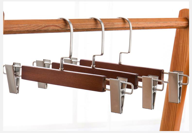 Móc Kẹp Gỗ Nâu Inox Cao Cấp 32cm
