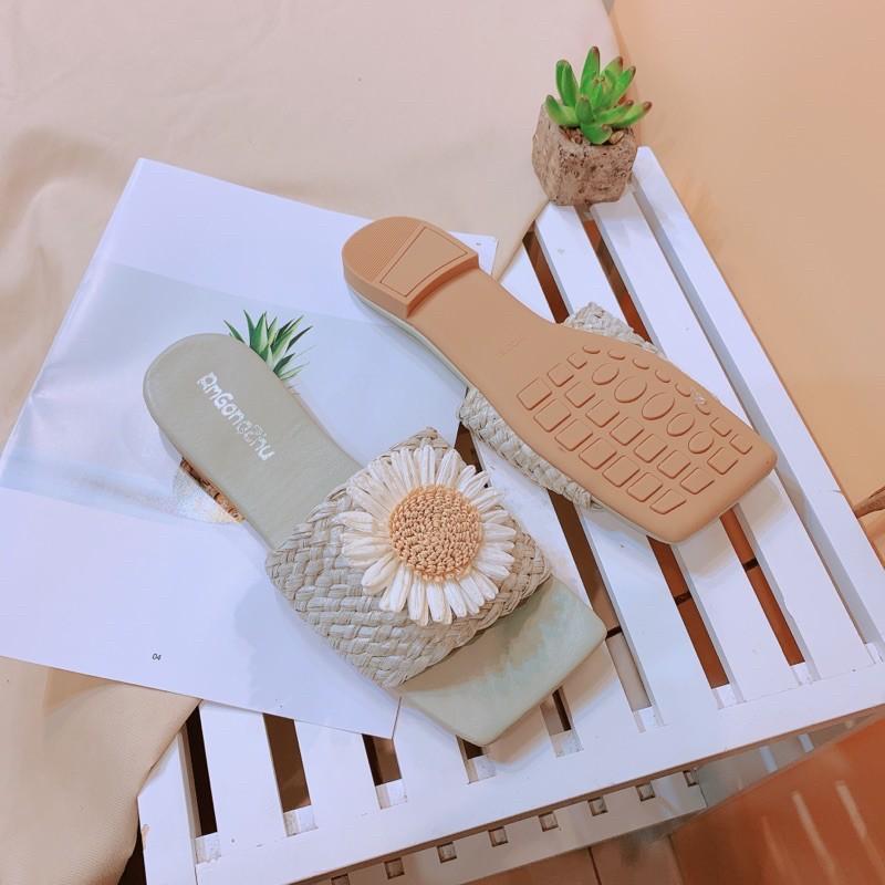 Dép nữ bản ngang đính hoa cúc