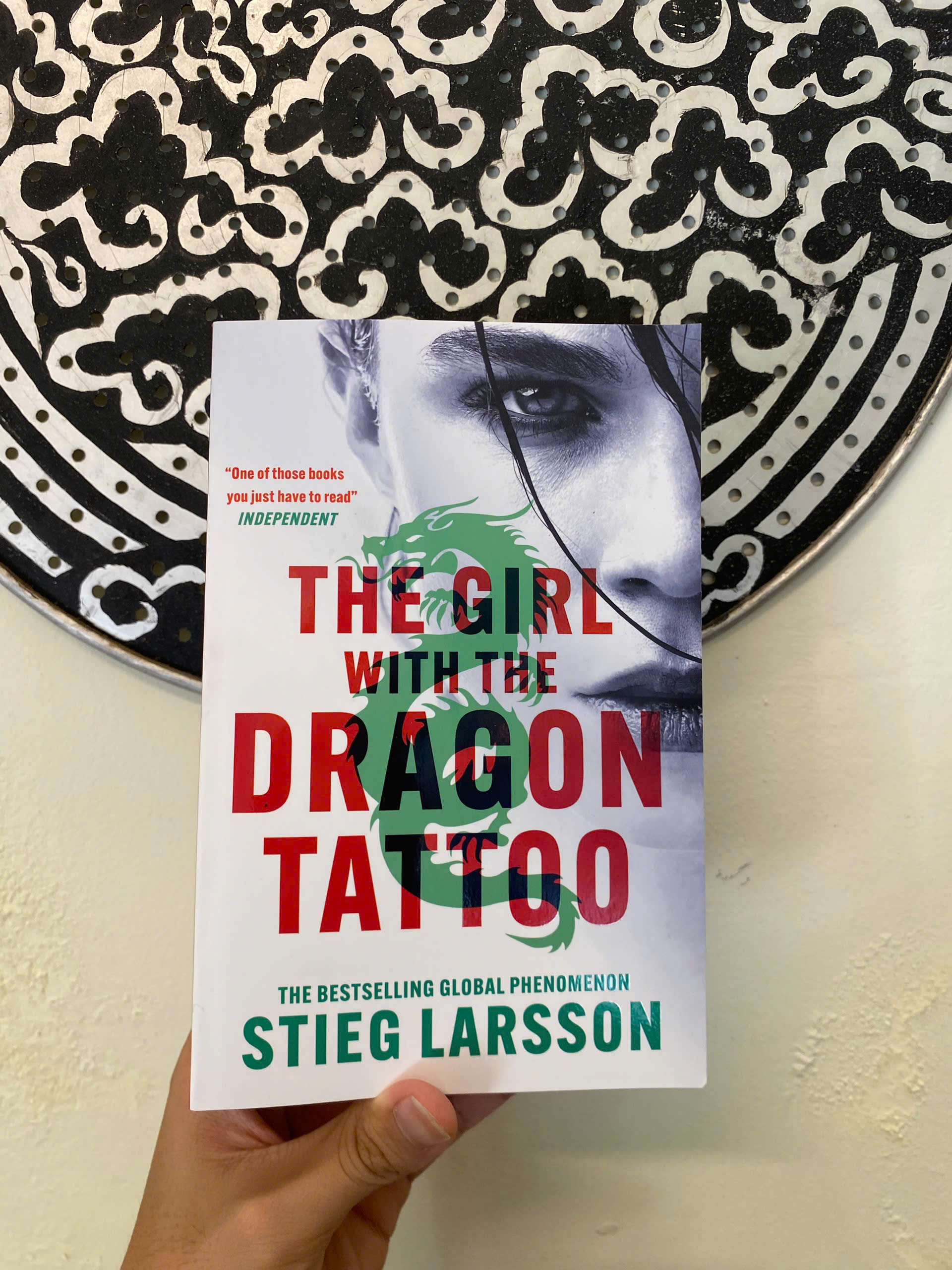 Sách - The Girl With the Dragon Tattoo by Stieg Larsson | Classic International Bestseller Thriller