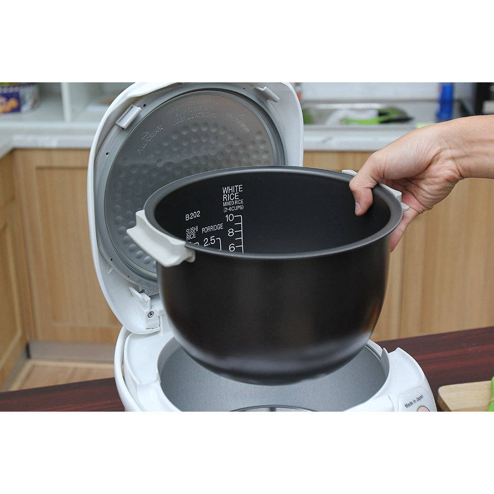 Nồi Cơm Điện Tử Zojirushi ZONC-NS-ZAQ18-WZ - Hàng chính hãng