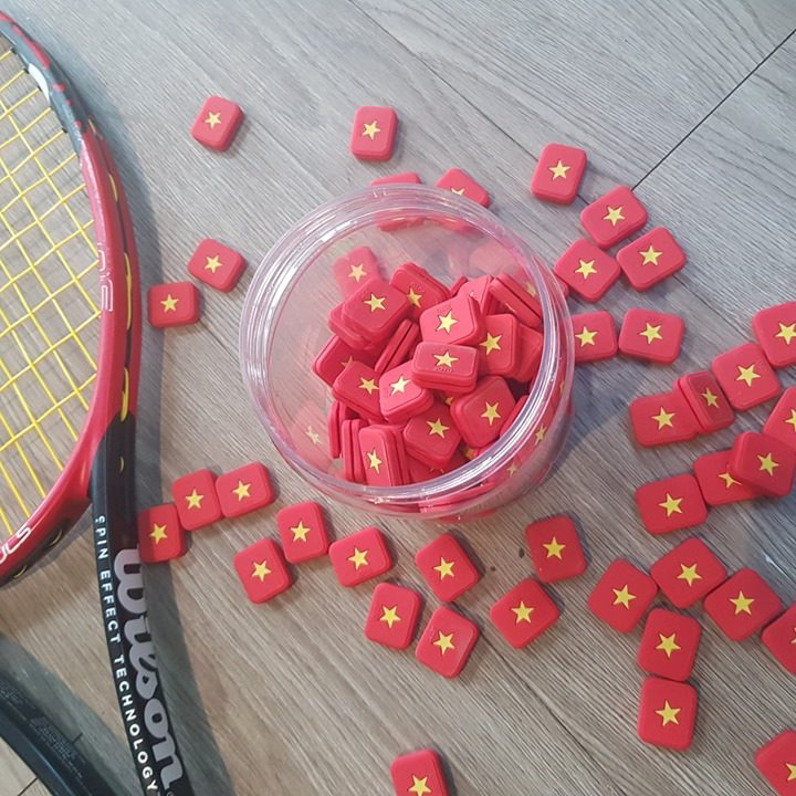 (FREESHIP )Giảm Rung Tennis Hình Lá Cờ và Các Hãng Vợt Tennis (1 cái)