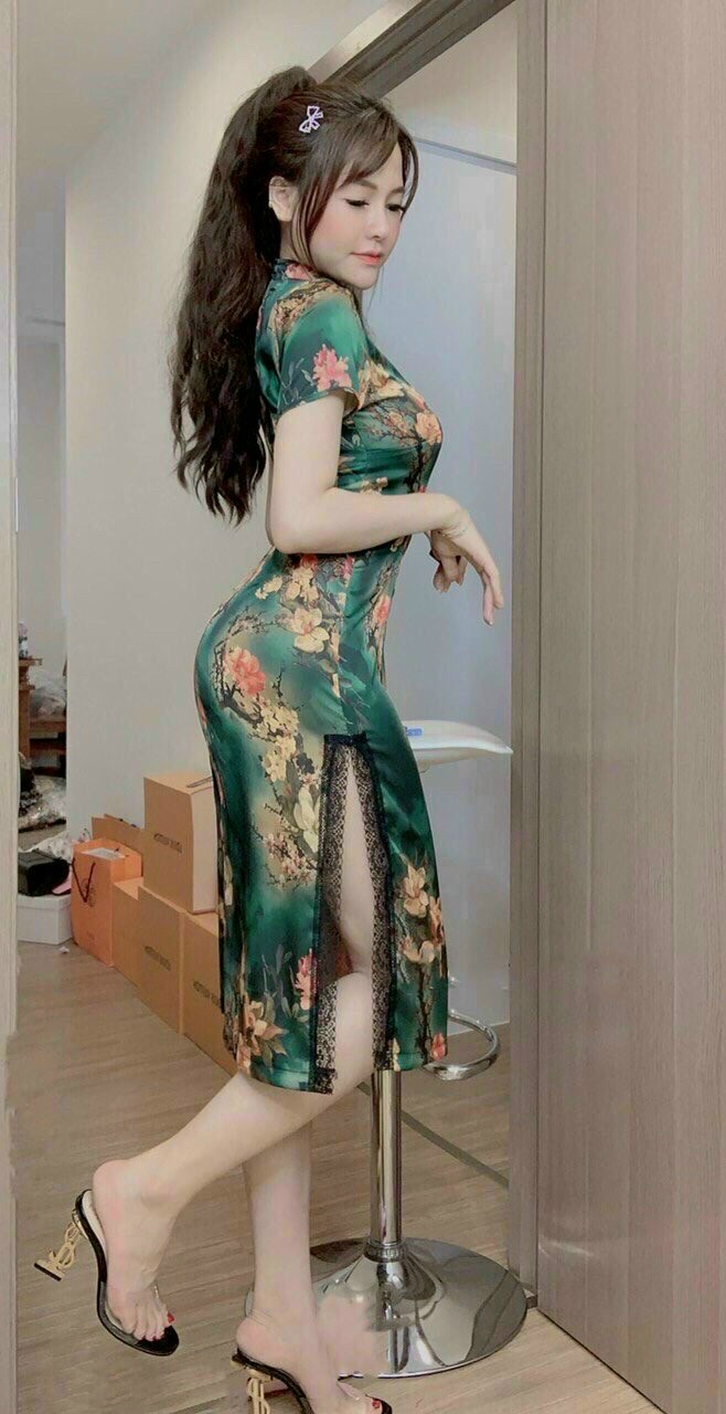 Đầm hoa nút mây thời trang