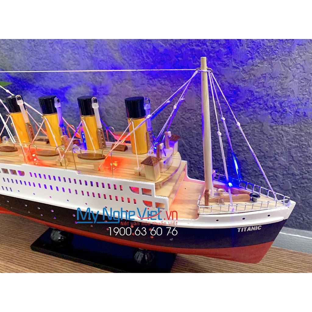 Mô hình thuyền Titanic 40cm Mỹ Nghệ Việt MNV-TB11D-40