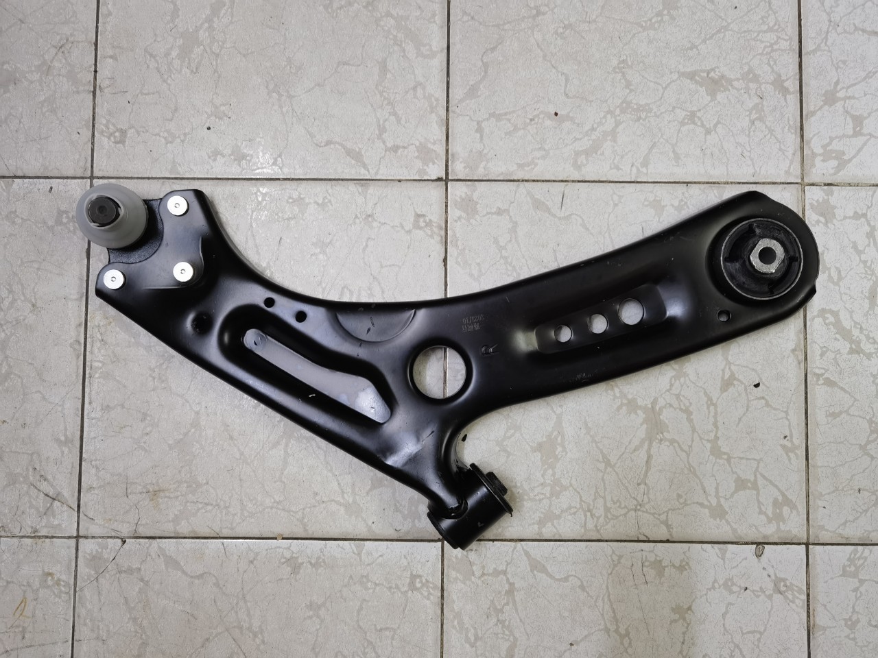 Càng chữ A MG 5 2020
