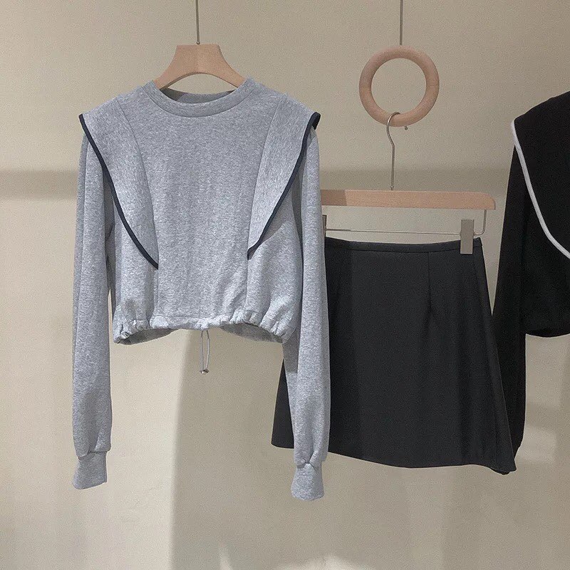 Áo thun cánh bướm phong cách Hàn Quốc cổ tròn dài tay crop top