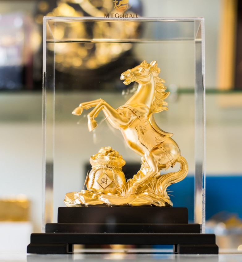 Tượng ngựa dát vàng 24k MT Gold Art- Hàng chính hãng, trang trí nhà cửa, phòng làm việc, quà tặng sếp, đối tác, khách hàng, tân gia, khai trương