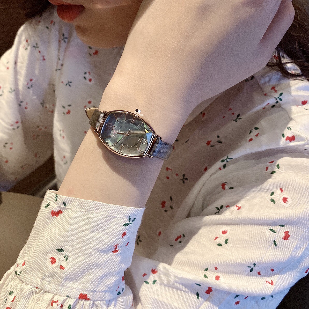 Đồng Hồ Nữ Julius Hàn Quốc JA920 Dây da