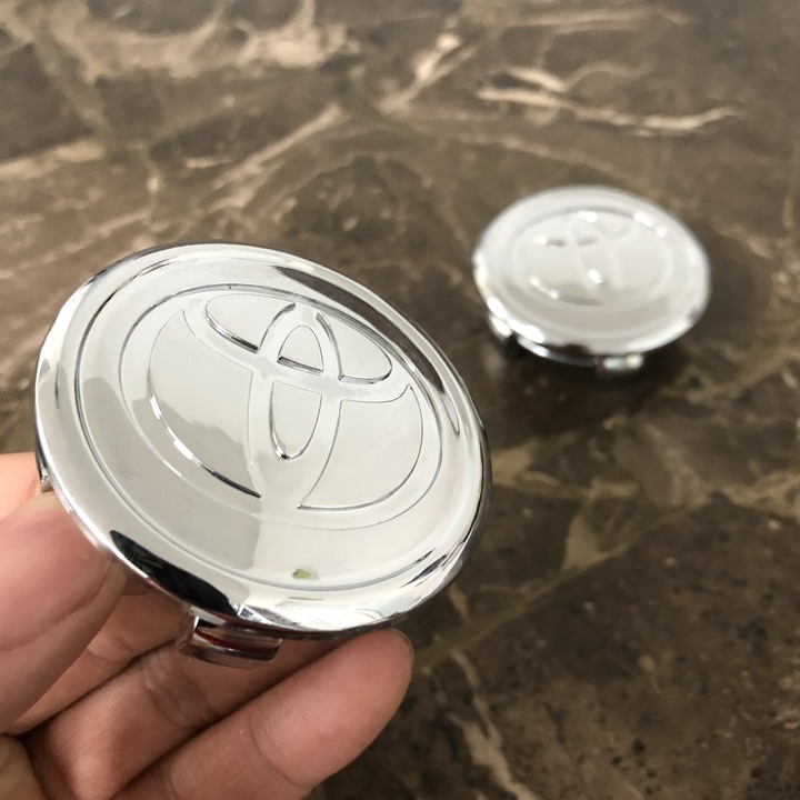 Logo chụp mâm, ốp lazang bánh xe ô tô Toyota 57mm