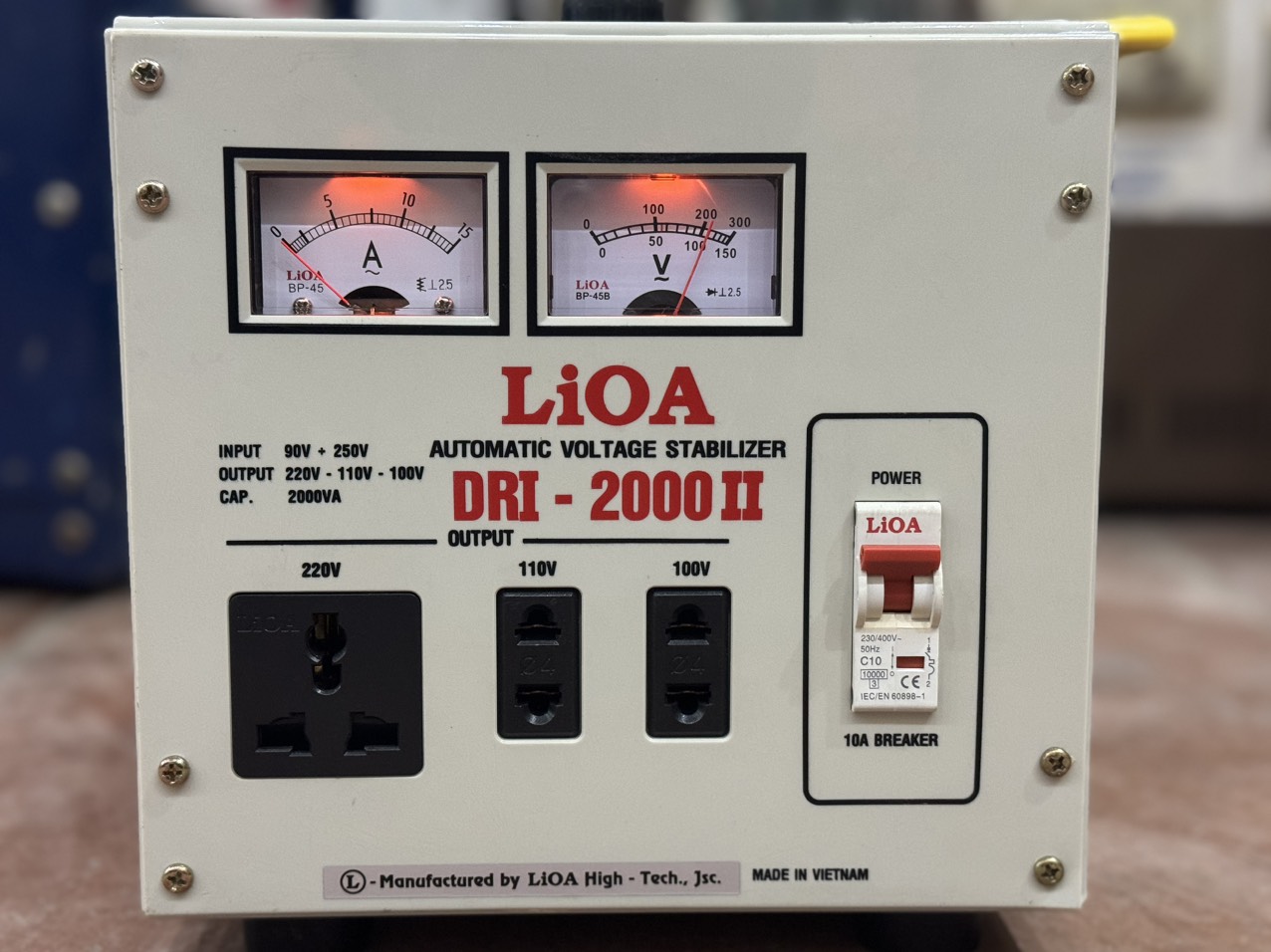 Biến áp vô cấp Lioa 2,2kw hàng mới 100% dây đồng