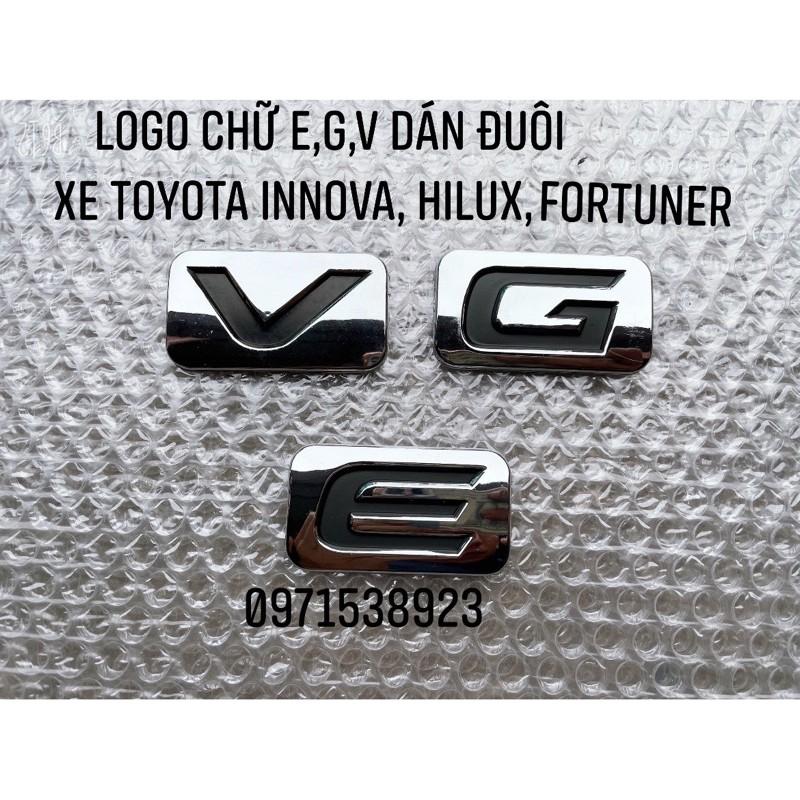 Chữ nổi E G V chuyên dán thân xe toyota.