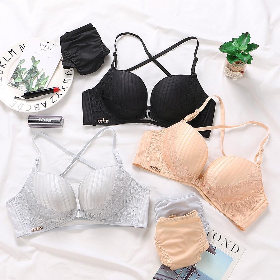 Áo lót không gọng, nâng ngực, mút dày 6cm, khuy nhựa cài trước, dây lưng mảnh có thể phối với đồ hở lưng