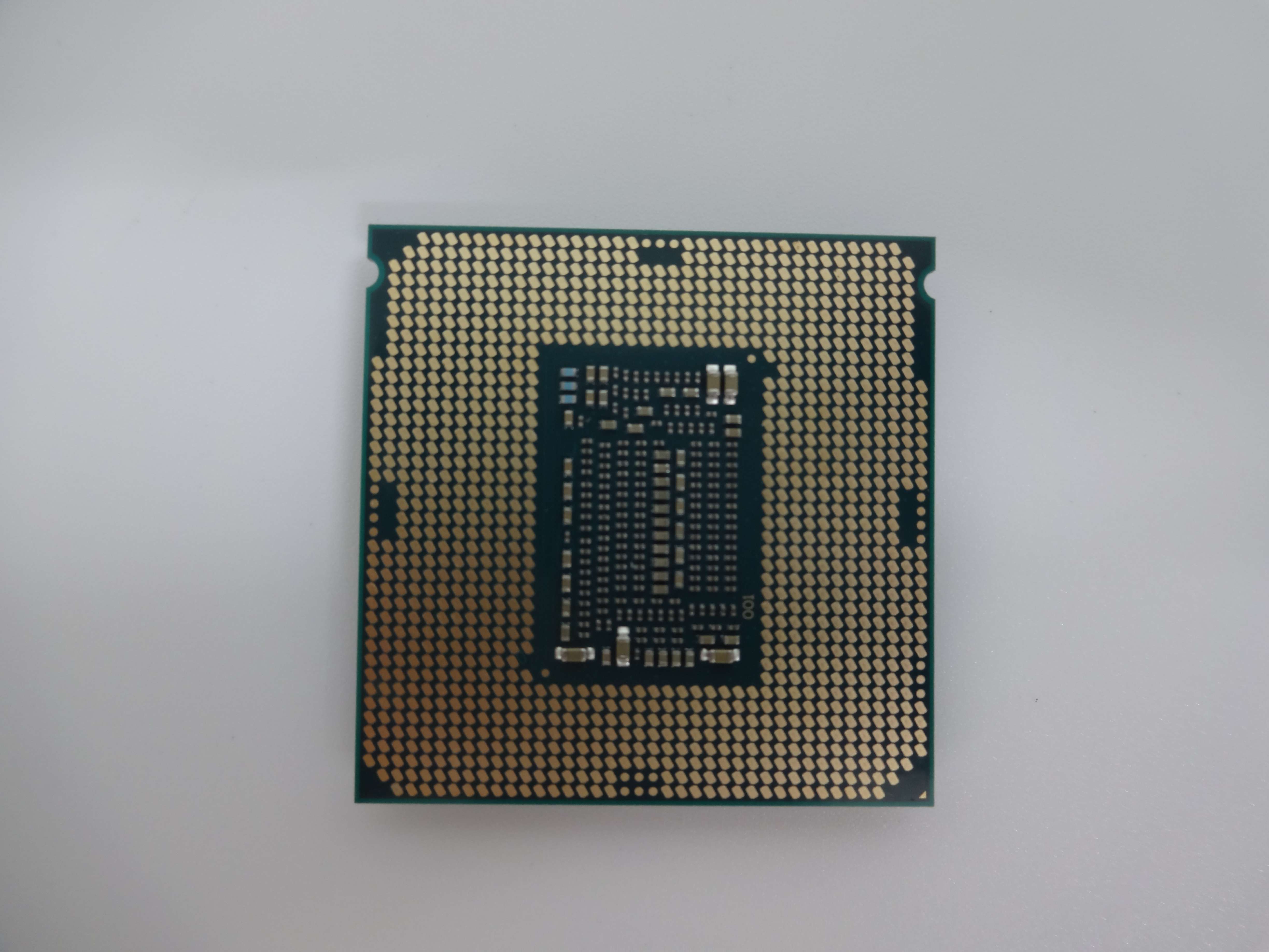Bộ vi xử lý CPU Intel Xeon E-2224G (Hàng tray - Mới 100%) (CPUPC069) - Hàng chính hãng