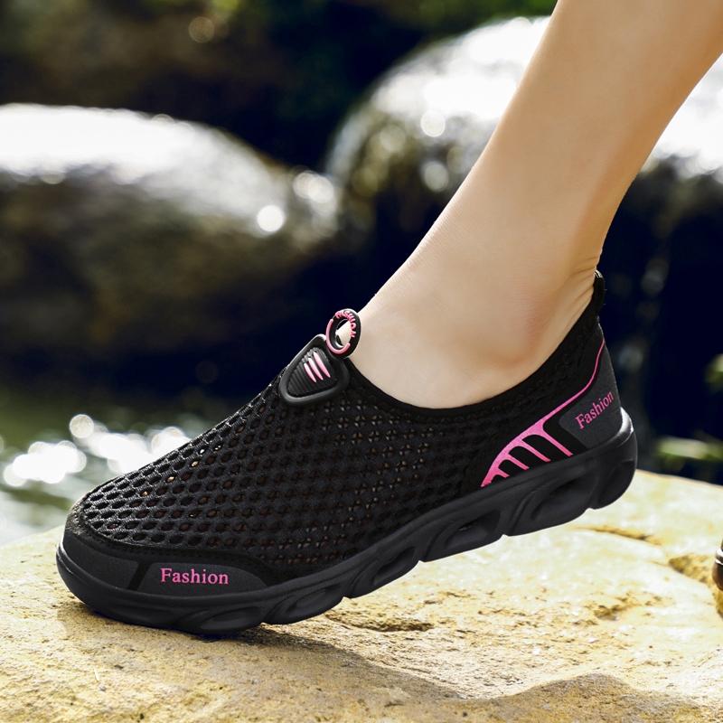Giày Sneaker Chống Trượt Thoáng Khí Cho Nữ