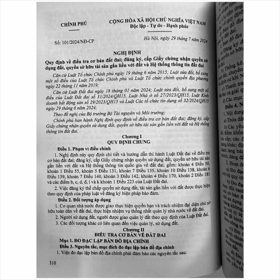 Sách Luật Nhà Ở và Các Văn Bản Quy Định Chi Tiết Thi Hành - V2469T
