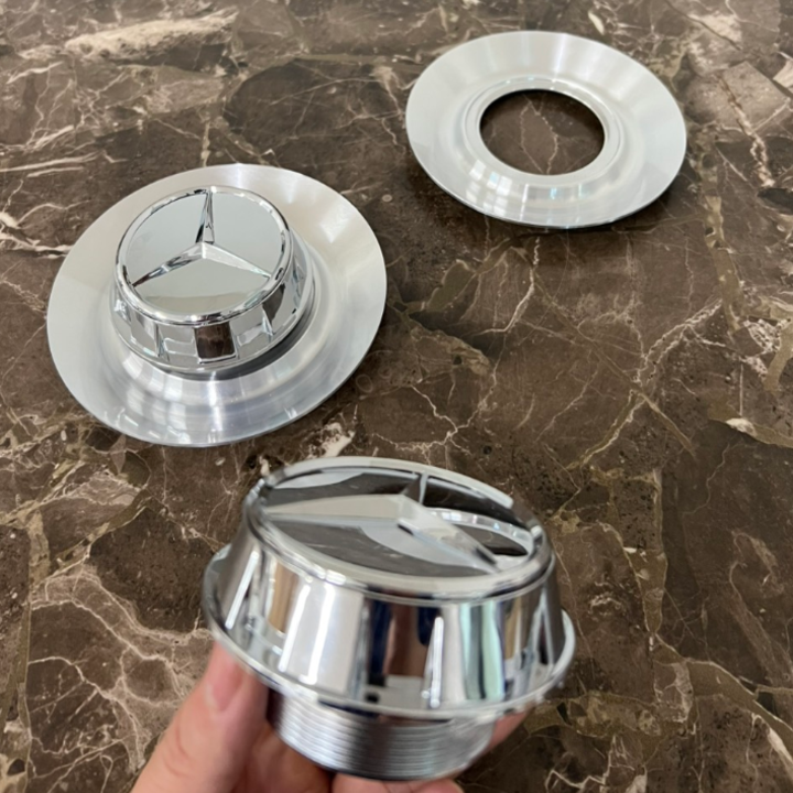 Logo chụp mâm, ốp lazang bánh xe ô tô Maybach A700 - Chất liệu: Hợp kim nhôm và nhựa ABS