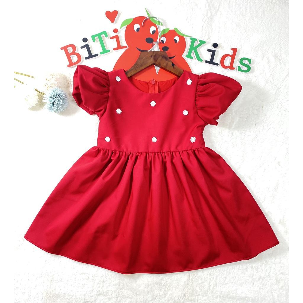 Đầm bé gái hàng thiết kế màu đỏ phối bông tuyết chơi Noel, chơi tết size từ từ 1-8 tuổi