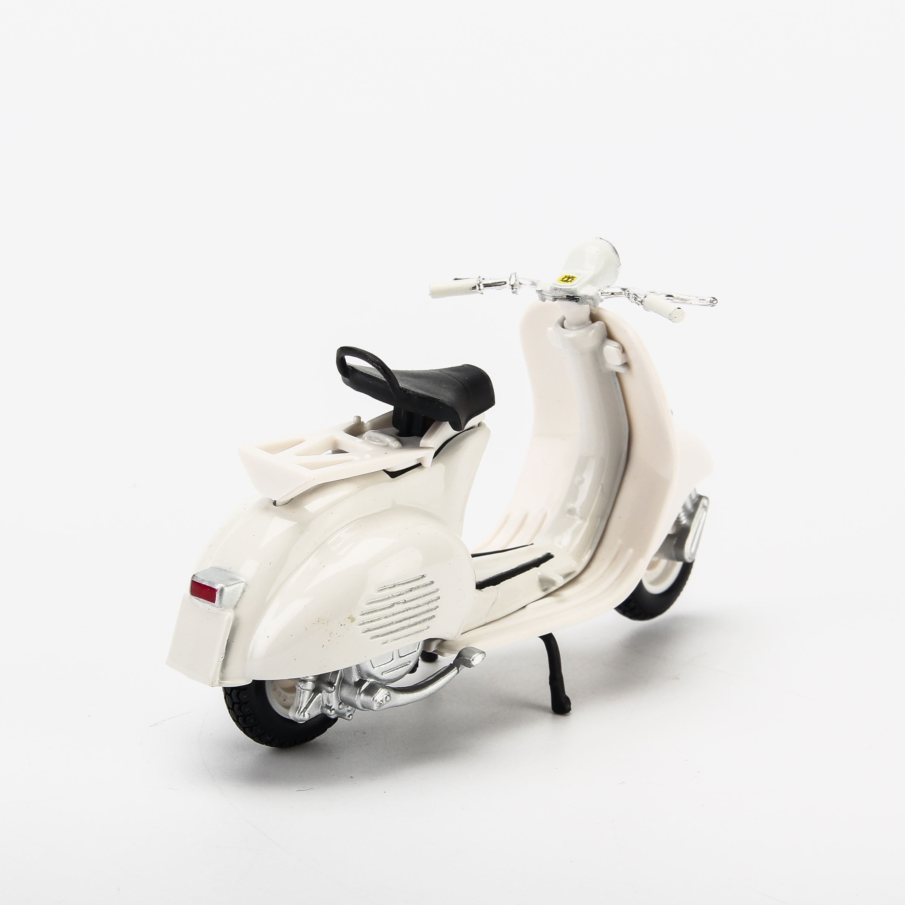 Mô hình xe Vespa 150 1956 1:18 Maisto 20-03134