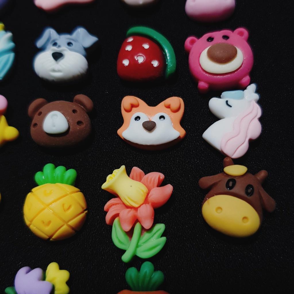 Sticker trang trí dép cross / nút gắn hkdesign mẫu trái cây, hoa... nhỏ ~1,2cm gắn sục