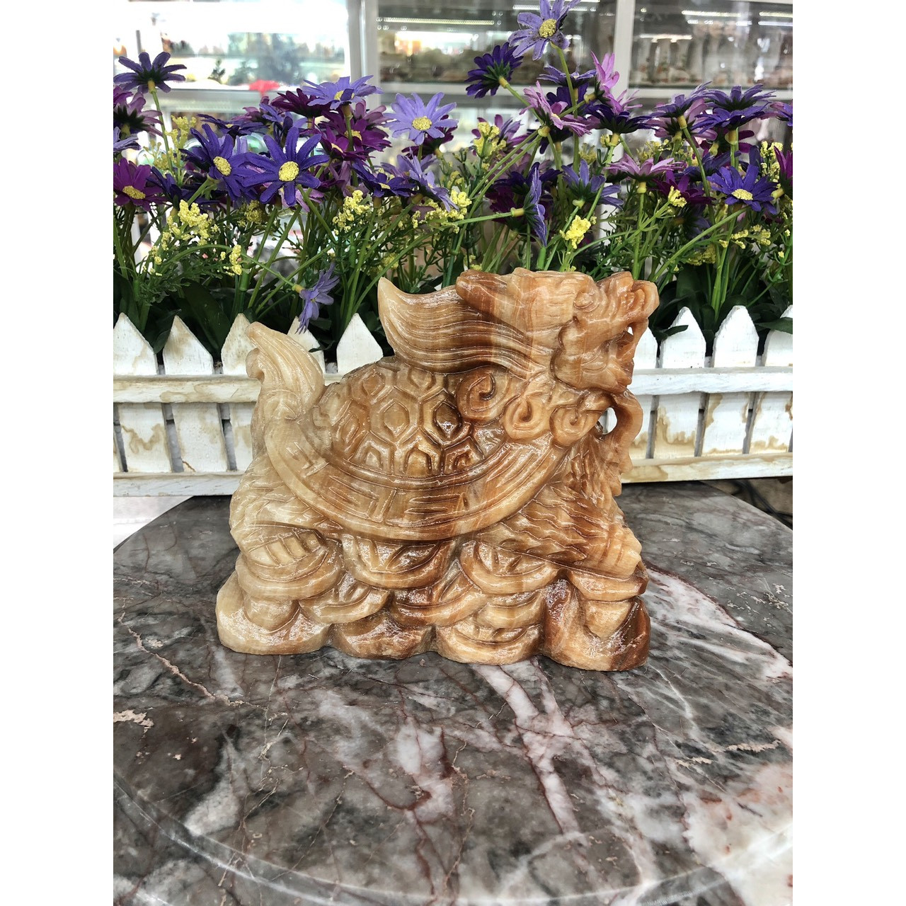Tượng Long Quy đứng trên thỏi vàng phong thủy đá cẩm thạch vân gỗ - Dài 15 cm