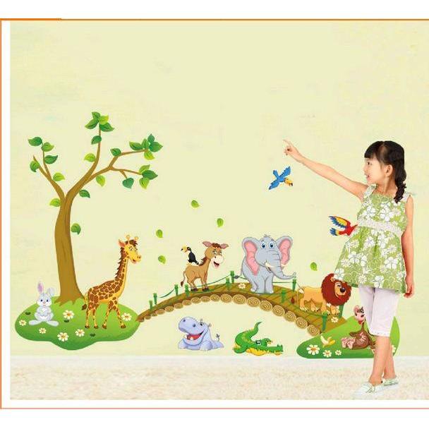 Decal dán tường Thú qua cầu
