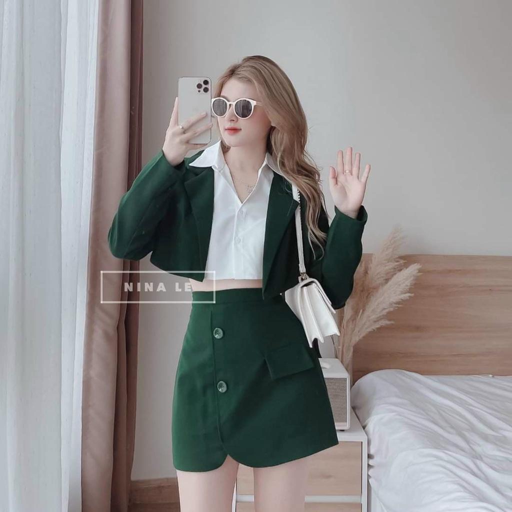 Sét áo sơmi kèm vest ngắn và chân váy xịn xò