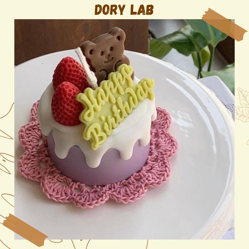 Nến Thơm Handmade Bánh Kem HPBD Gấu Con Dâu Tây - Dory Lab