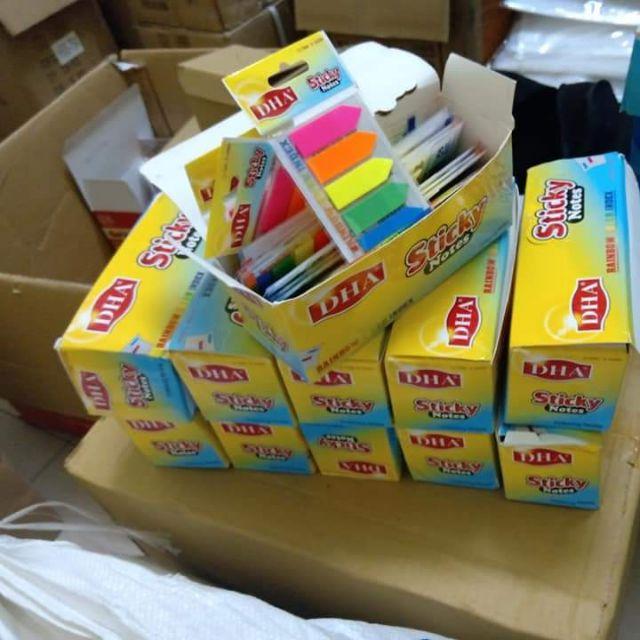 COMBO 06 TẬP GIẤY NHỰA PHÂN TRANG 5 MÀU .