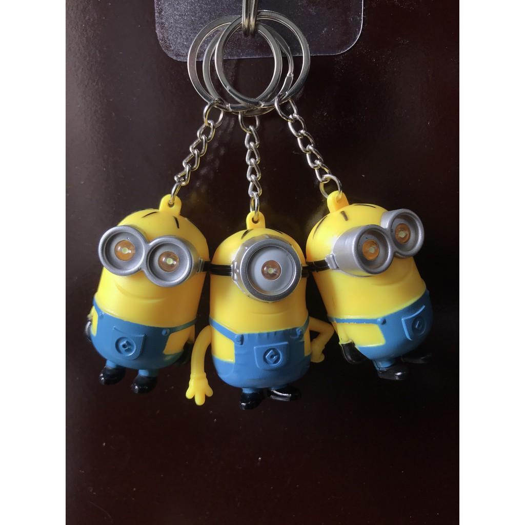 Móc khóa Minion kêu I love You có đèn led