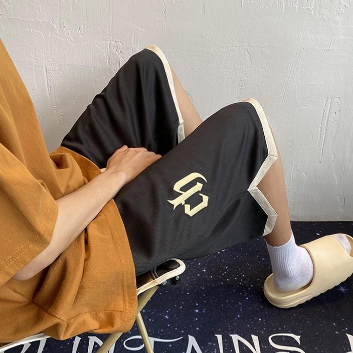 Quần short nam hình thêu nổi CH, Chất Vải co giãn Mềm Mại, Quần đùi unisex nam nữ đều mặc được – MayLinh shop