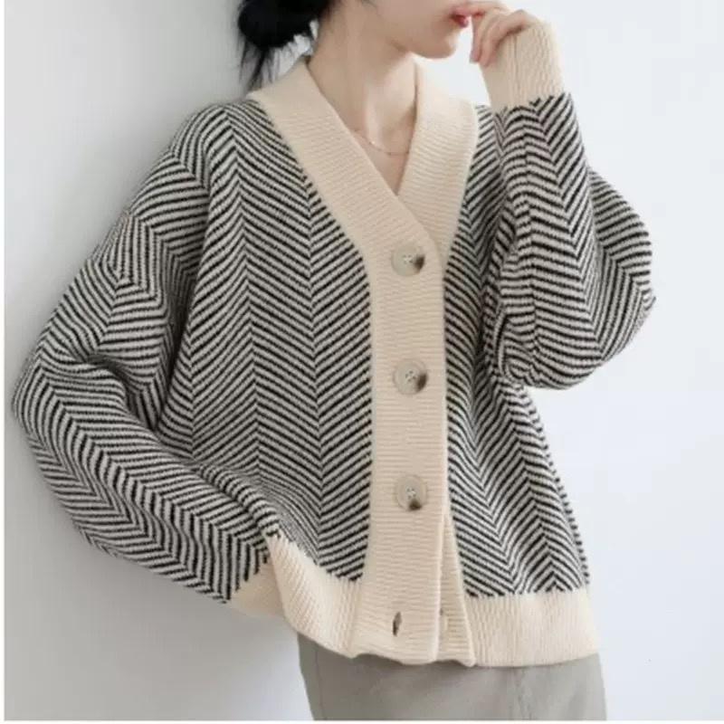 MS440 Áo khoác cardigan len kẻ zigzag