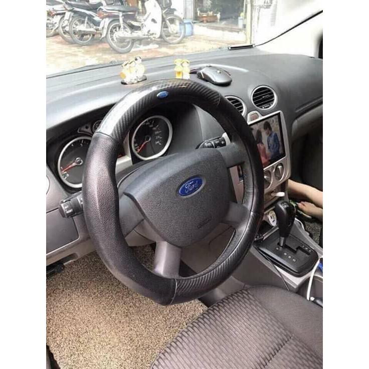 Bọc Vô Lăng Vân Carbon Dành Cho Xe Ford