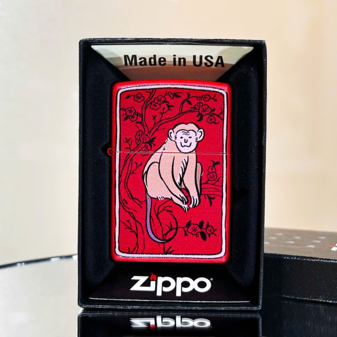 Bật lửa Zippo Year of the Monkey - Phiên Bản 12 Con Giáp (Tuổi Thân) Thiết Kế Việt Nam, Sơn Tĩnh Điện Đỏ May Mắn Chính Hãng