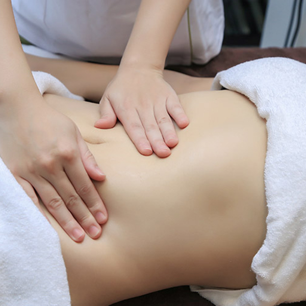 Hình ảnh Massage Body Tinh Dầu Thiên Nhiên (60 Phút) Tại Ellis Beauty