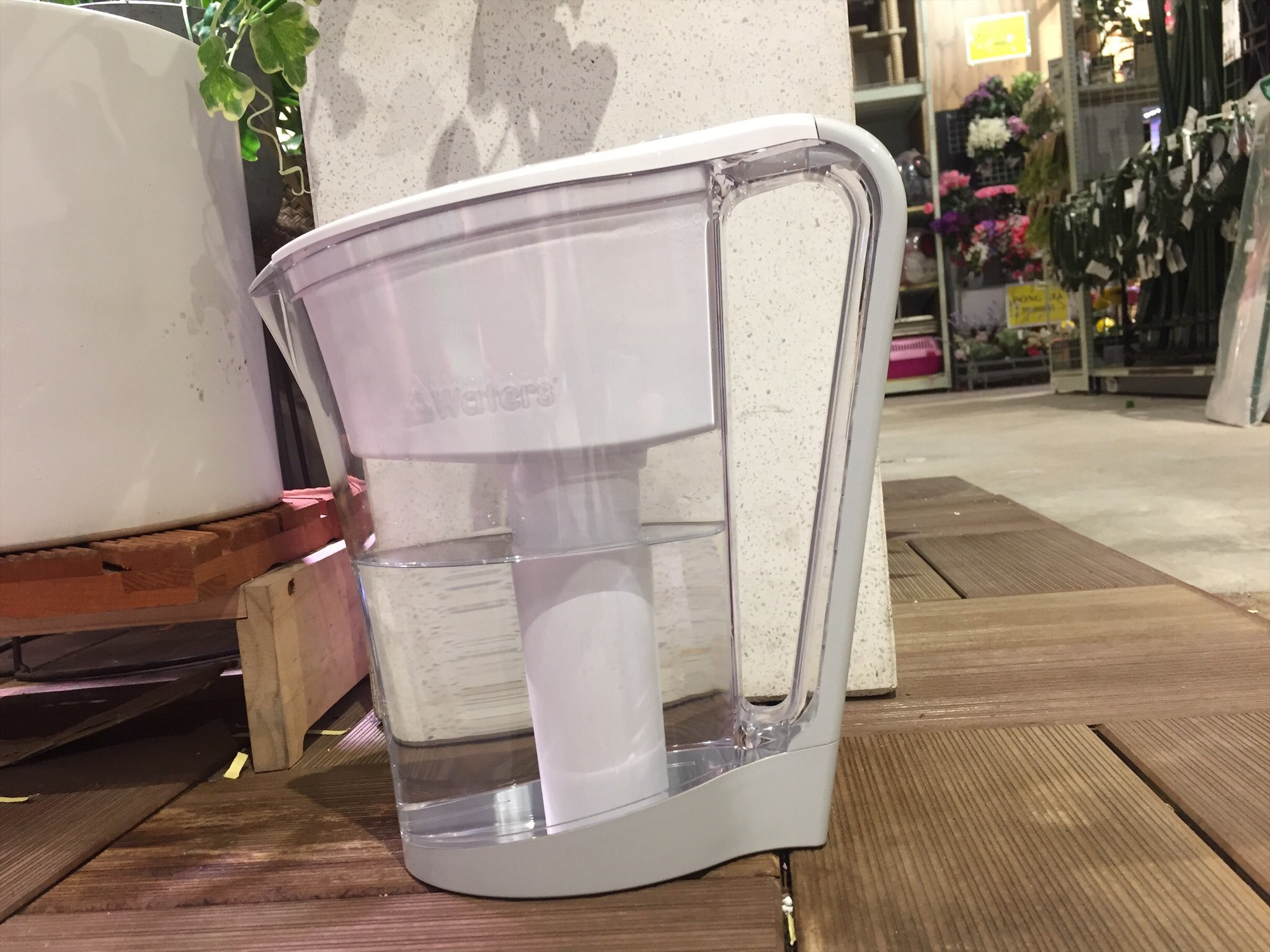 Bình lọc nước Ion kiềm ALkaline WaterJug - Hàng chính hãng - Tạo nước kiềm tốt cho sức khỏe, Lọc Clo, tạp chất và vi khuẩn có hại trong nước