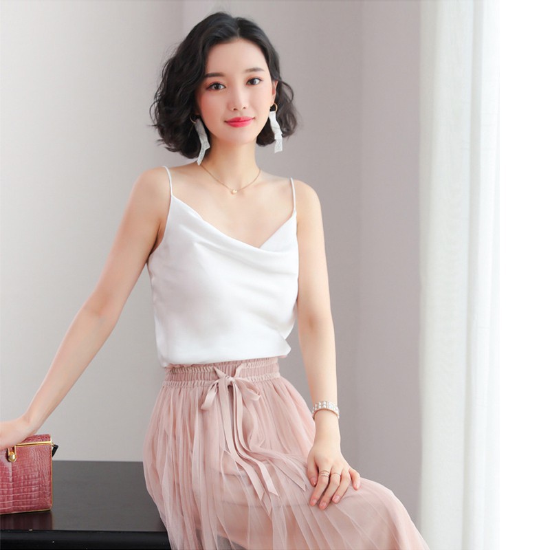 Áo 2 dây LỤA CỔ ĐỎ quyến rũ siêu xinh cho các nàng diện đi chơi siêu đẹp
