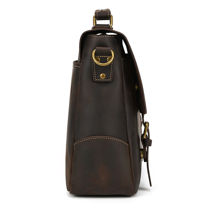 Túi đeo chéo nam DA BÒ THẬT cao cấp phong cách mới – BEE GEE DCN9379