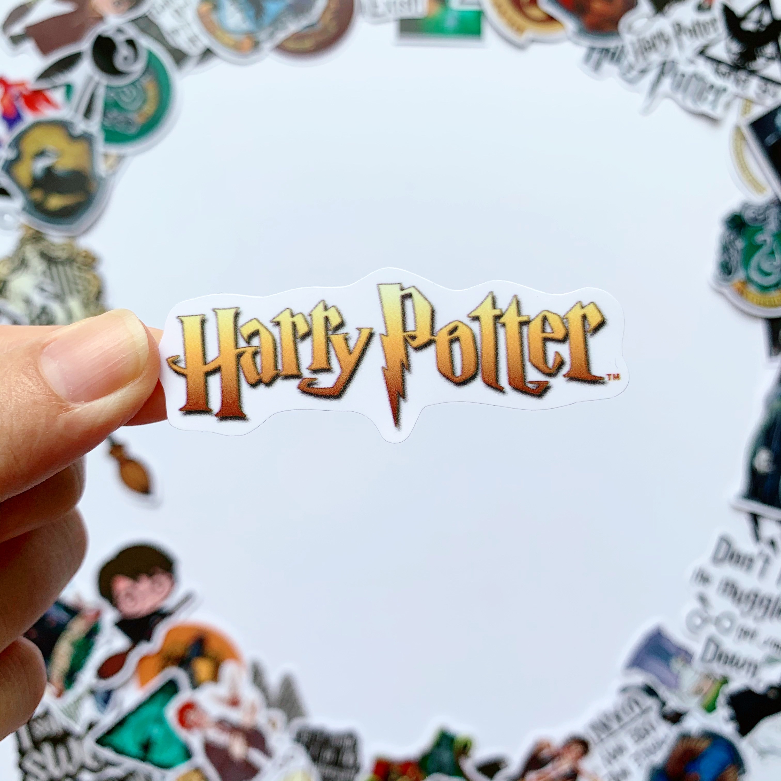 Sticker Harry Potter - Chất Liệu PVC Chất Lượng Cao Chống Nước - Kích Thước 4-8cm