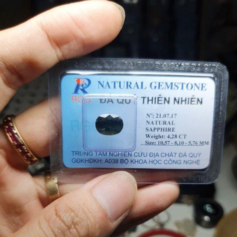 mặt cắt saphia xanh đen và đen tự nhiên