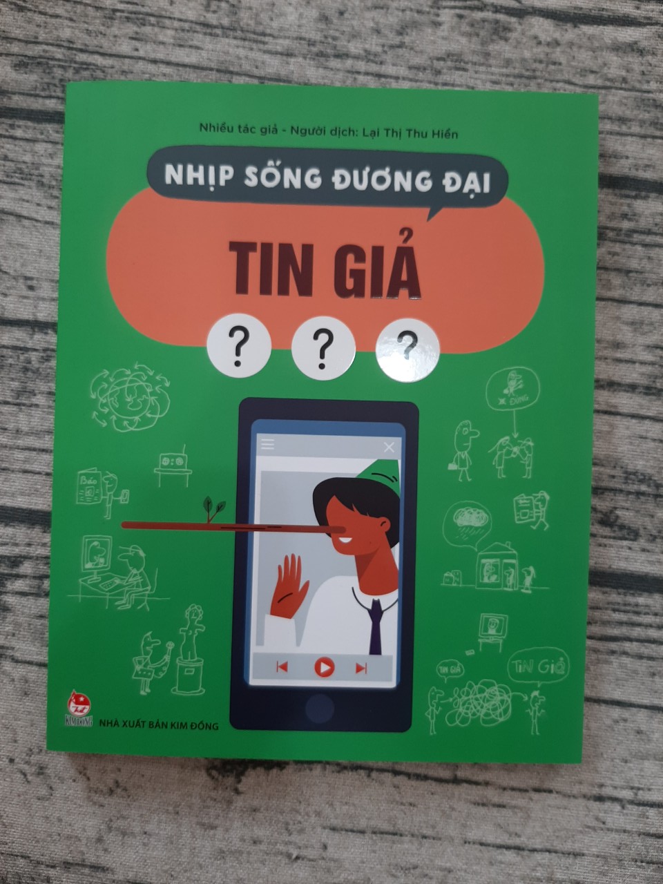 Nhịp Sống Đương Đại - Tin Giả