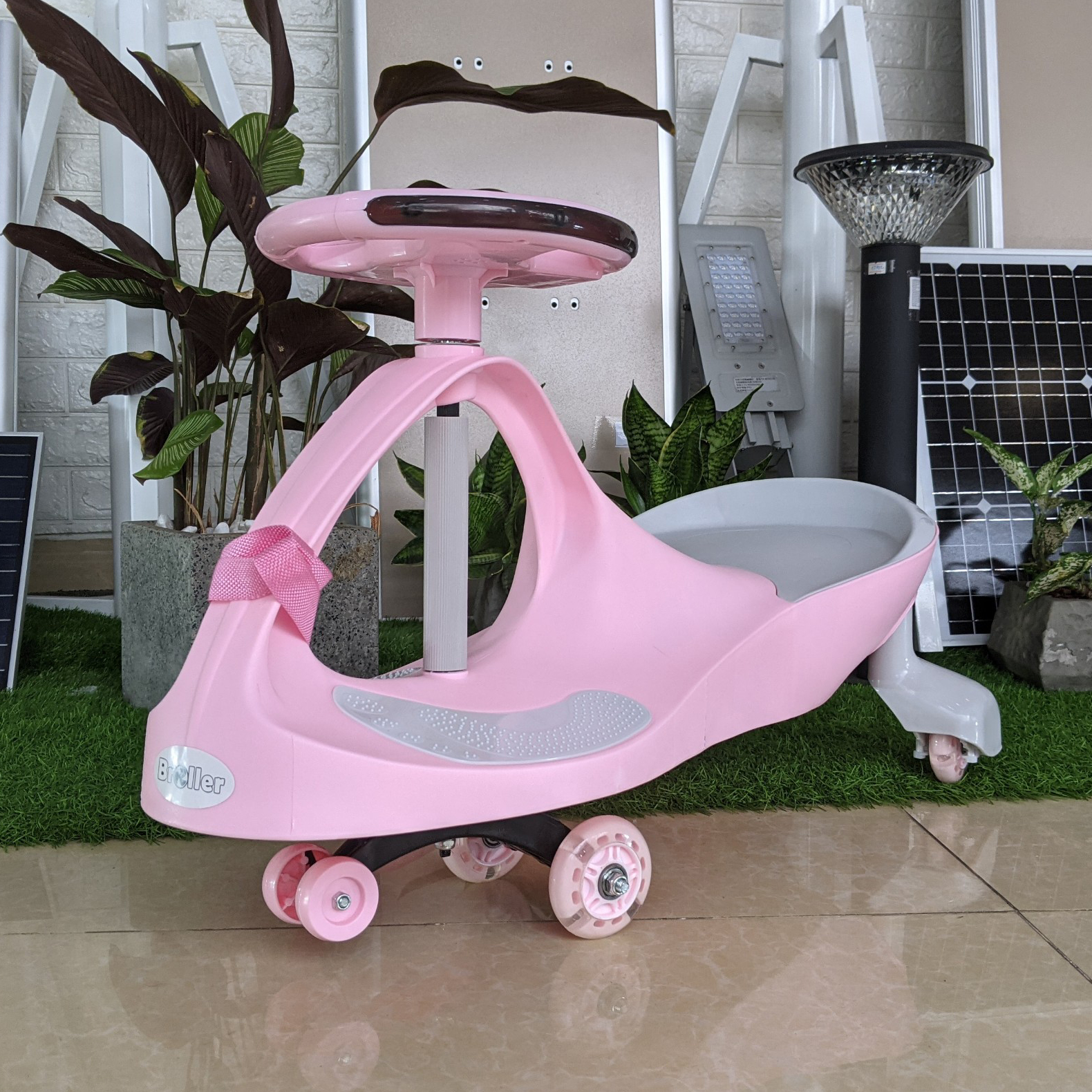 Xe lắc cho trẻ em BABY PLAZA HZL-919 có nhạc