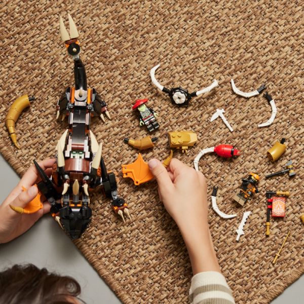 BỘ LẮP RÁP LEGO NINJAGO 71782 RỒNG THẦN TIẾN HÓA CỦA COLE